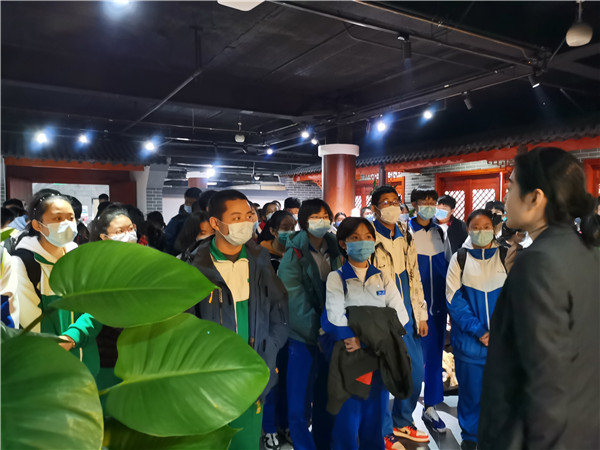 图1.jpg